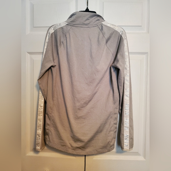 PINK Ultimate Gray Sports Sweater size Large - Picture 6 of 6